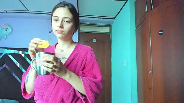 Rosa  online show from September 11, 2025, 10:59 am