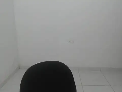 estefania224 online show from April 10, 2026, 12:17 am