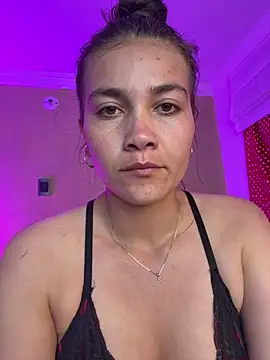 aurora divine online show from February 23, 2026, 8:53 pm