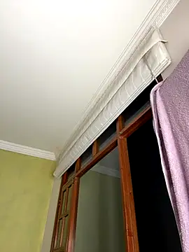 Snapshot of aurora_divine chatting on October 17, 2025, 10:55 pm aurora divine online show from October 17, 2025, 10:55 pm