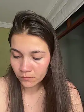 Snapshot of aurora_divine chatting on September 27, 2025, 11:44 pm aurora divine online show from September 27, 2025, 11:44 pm