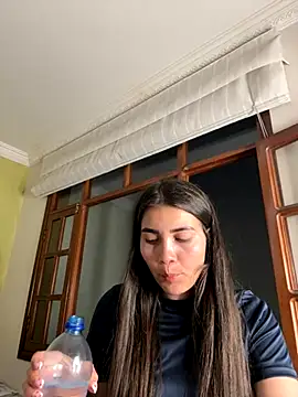 Snapshot of aurora_divine chatting on October 24, 2025, 10:53 pm aurora divine online show from October 24, 2025, 10:53 pm