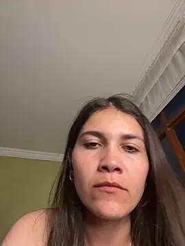 Snapshot of aurora_divine chatting on September 24, 2025, 10:59 pm aurora divine online show from September 24, 2025, 10:59 pm