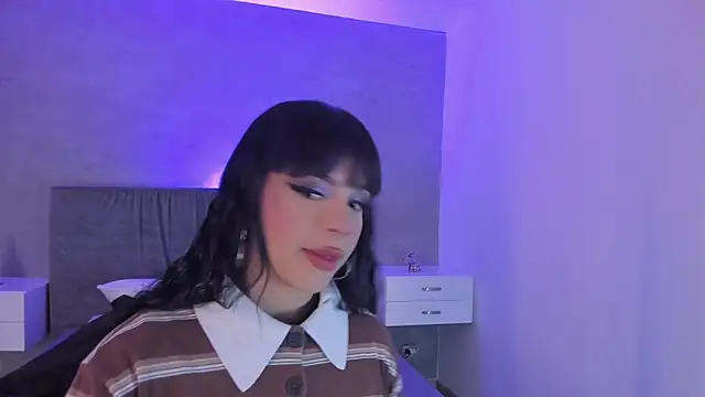 maddy walker online show from September 30, 2025, 9:43 pm