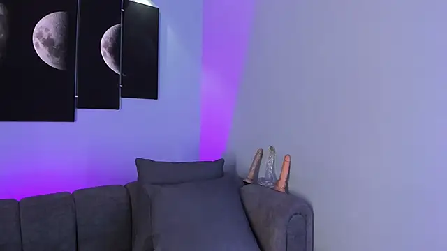 maddy walker online show from February 22, 2025, 7:47 pm