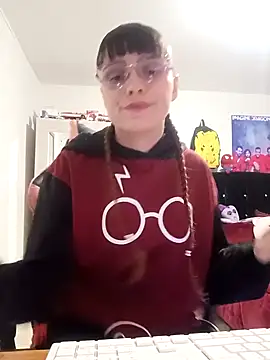 Snapshot of Lucyy-hess chatting on January 15, 2025, 11:19 pm Lucyy-hess online show from January 15, 2025, 11:19 pm