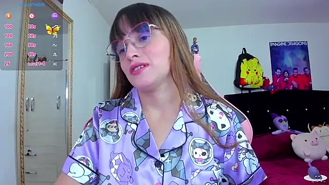 Snapshot of Lucyy-hess chatting on February 13, 2025, 9:06 pm Lucyy-hess online show from February 13, 2025, 9:06 pm