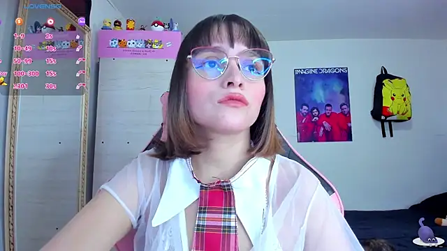 Snapshot of Lucyy-hess chatting on September 19, 2025, 8:13 pm Lucyy-hess online show from September 19, 2025, 8:13 pm