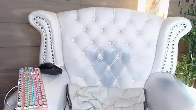 Snapshot of MadyJackson chatting on March 20, 2025, 11:12 pm MadyJackson online show from March 20, 2025, 11:12 pm