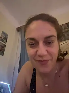  linarose online show from December 28, 2024, 3:47 am