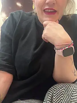  linarose online show from January 20, 2025, 8:39 pm