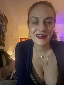  linarose online show from January 12, 2025, 9:40 pm