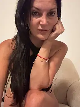 -OLYA- online show from September 11, 2025, 11:05 pm