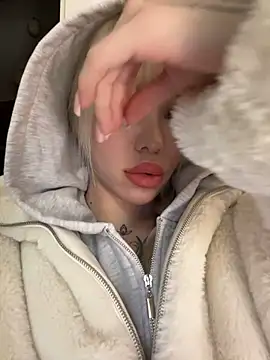 Snapshot of babydolll chatting on October 22, 2025, 11:53 am babydolll online show from October 22, 2025, 11:53 am