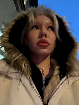 babydolll online show from December 5, 2025, 1:43 pm