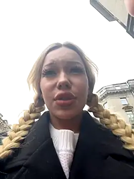 Snapshot of babydolll chatting on September 20, 2025, 9:58 am babydolll online show from September 20, 2025, 9:58 am