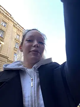 Snapshot of babydolll chatting on September 25, 2025, 10:10 am babydolll online show from September 25, 2025, 10:10 am