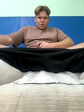 Snapshot of big_boy163 chatting on October 14, 2025, 7:09 am big boy163 online show from October 14, 2025, 7:09 am