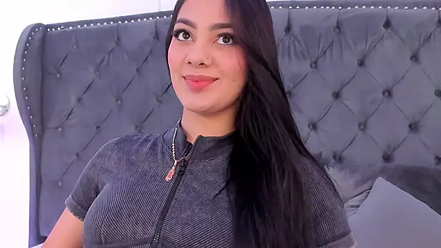 Snapshot of mallie_quinn chatting on March 8, 2025, 1:47 pm mallie quinn online show from March 8, 2025, 1:47 pm