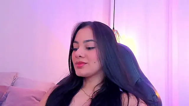 Snapshot of mallie_quinn chatting on February 1, 2025, 4:00 pm mallie quinn online show from February 1, 2025, 4:00 pm