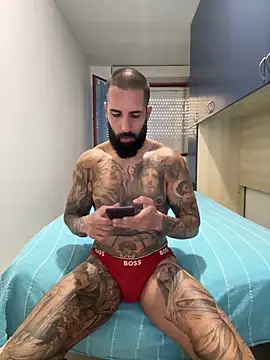 Snapshot of Gioeltoro89 chatting on June 22, 2026, 6:05 pm Gioeltoro89 online show from June 22, 2026, 6:05 pm