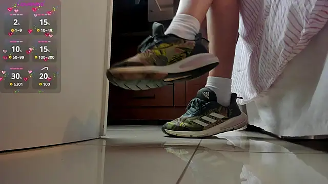 sherilkwang19tv online show from October 22, 2025, 12:21 am