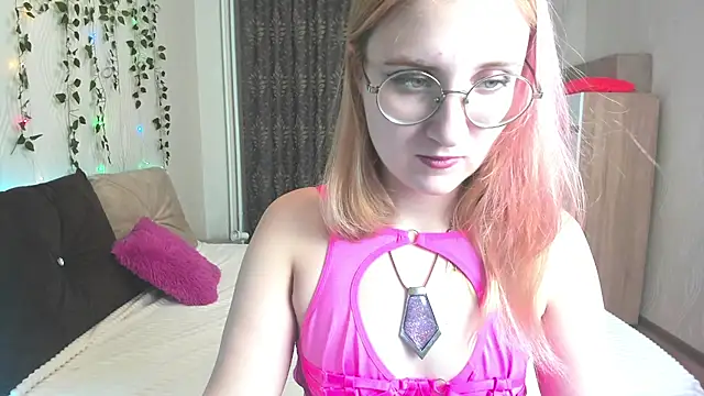 Snapshot of Miss_Elsa_ chatting on January 27, 2025, 12:37 pm Miss Elsa online show from January 27, 2025, 12:37 pm