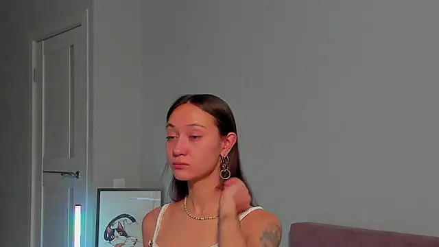 Snapshot of EllaSky_xoxo chatting on December 26, 2024, 11:57 pm EllaSky xoxo online show from December 26, 2024, 11:57 pm