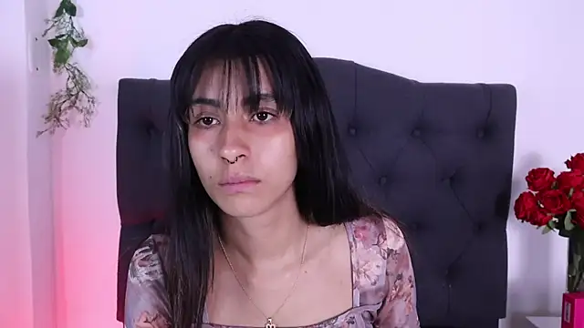 Snapshot of Alyssa_jones chatting on September 24, 2025, 4:19 am Alyssa jones online show from September 24, 2025, 4:19 am