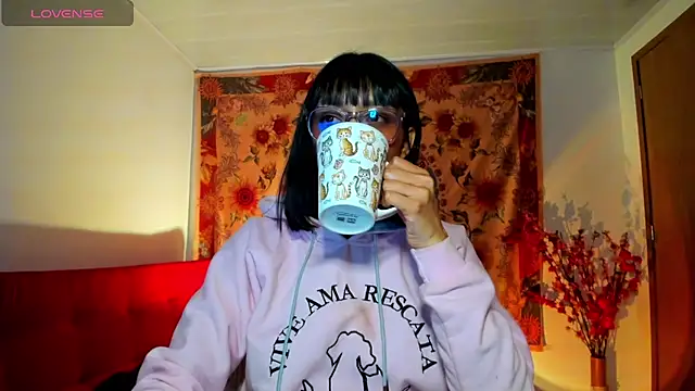 Snapshot of Demeter__ chatting on October 15, 2025, 3:05 am Demeter online show from October 15, 2025, 3:05 am