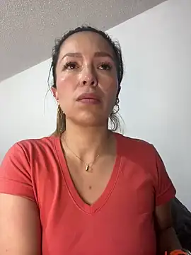 WilliamsKaily  online show from December 28, 2024, 4:52 pm