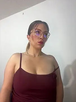 WilliamsKaily  online show from December 12, 2024, 11:28 am