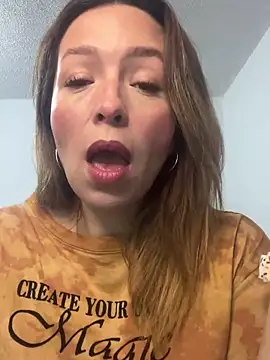 WilliamsKaily  online show from January 14, 2025, 6:07 pm