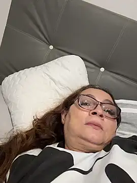 AntonellaAlondra4 online show from March 31, 2026, 4:03 am