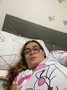 Snapshot of AntonellaAlondra4 chatting on February 21, 2025, 12:06 pm AntonellaAlondra4 online show from February 21, 2025, 12:06 pm