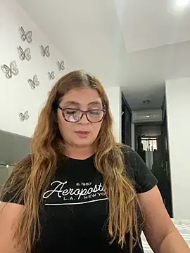Snapshot of AntonellaAlondra4 chatting on February 2, 2025, 7:14 pm AntonellaAlondra4 online show from February 2, 2025, 7:14 pm