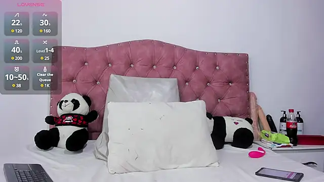 juliethmiler online show from January 25, 2025, 12:38 am