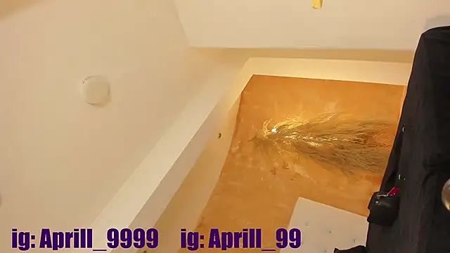 APRILL FOXX online show from February 23, 2026, 7:47 pm