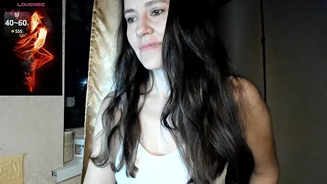 Snapshot of Found_Me chatting on December 3, 2024, 2:09 am Found Me online show from December 3, 2024, 2:09 am