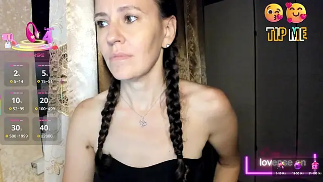 Snapshot of Found_Me chatting on September 14, 2025, 9:26 pm Found Me online show from September 14, 2025, 9:26 pm