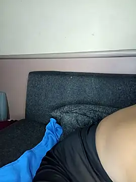 Snapshot of slimcate91 chatting on September 19, 2025, 1:53 am slimcate91 online show from September 19, 2025, 1:53 am