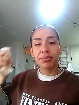 Snapshot of Alisson_420 chatting on September 19, 2025, 1:15 pm Alisson 420 online show from September 19, 2025, 1:15 pm