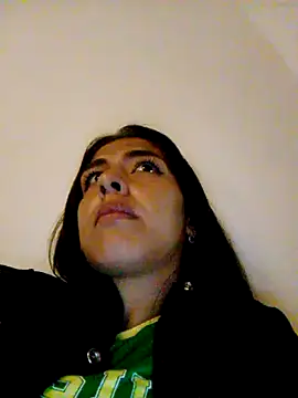 Snapshot of Alisson_420 chatting on October 5, 2025, 6:15 am Alisson 420 online show from October 5, 2025, 6:15 am