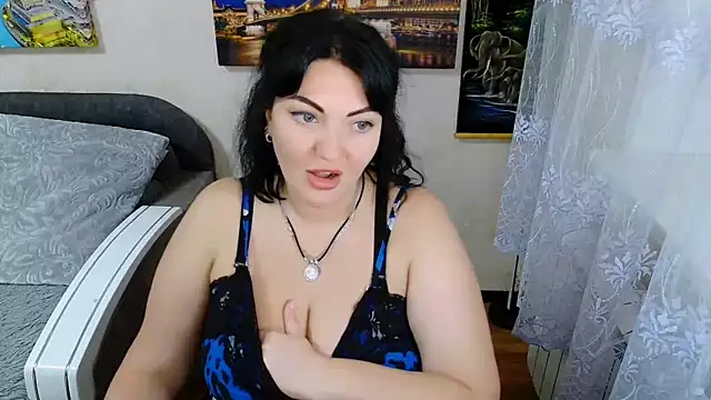 Snapshot of Lady_Boom_Wild_ chatting on October 5, 2025, 2:30 pm Lady Boom Wild online show from October 5, 2025, 2:30 pm