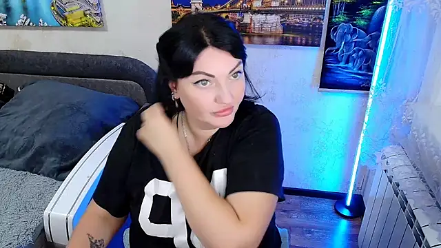 Snapshot of Lady_Boom_Wild_ chatting on September 18, 2025, 4:43 pm Lady Boom Wild online show from September 18, 2025, 4:43 pm