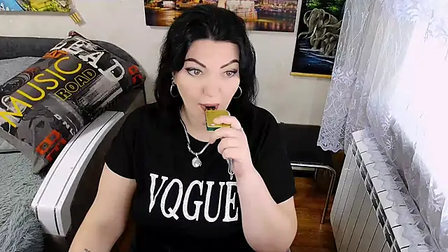 Lady Boom Wild  online show from November 29, 2025, 1:22 pm