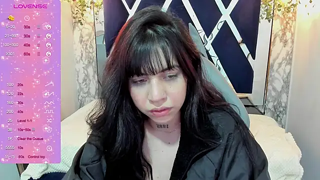 Violet m online show from December 11, 2024, 12:33 am