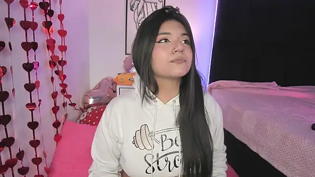 DesireSweet online show from February 18, 2025, 1:43 am