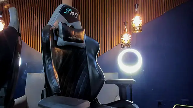 Snapshot of MelodyCollins chatting on March 4, 2025, 12:50 am MelodyCollins online show from March 4, 2025, 12:50 am