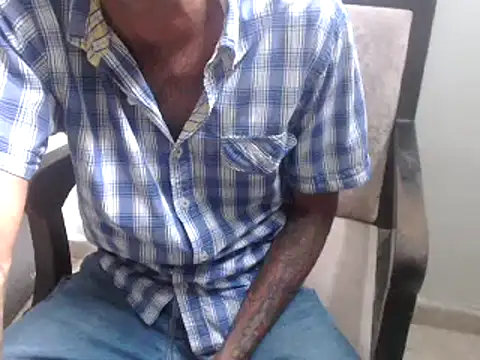 Snapshot of kevijos chatting on December 26, 2024, 8:21 pm kevijos online show from December 26, 2024, 8:21 pm